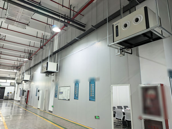 半導(dǎo)體生產(chǎn)車間整體控溫降溫，應(yīng)用工業(yè)蒸發(fā)冷省電空調(diào)臥式射流機