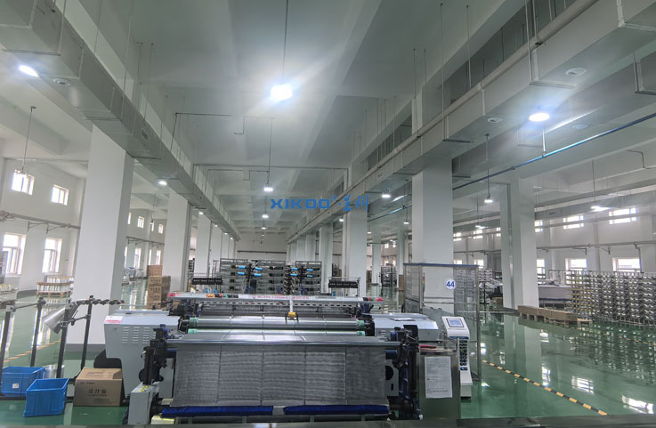 星科蒸發(fā)冷省電空調(diào)-立式管道機應(yīng)用于碳纖維生產(chǎn)車間，制冷降溫